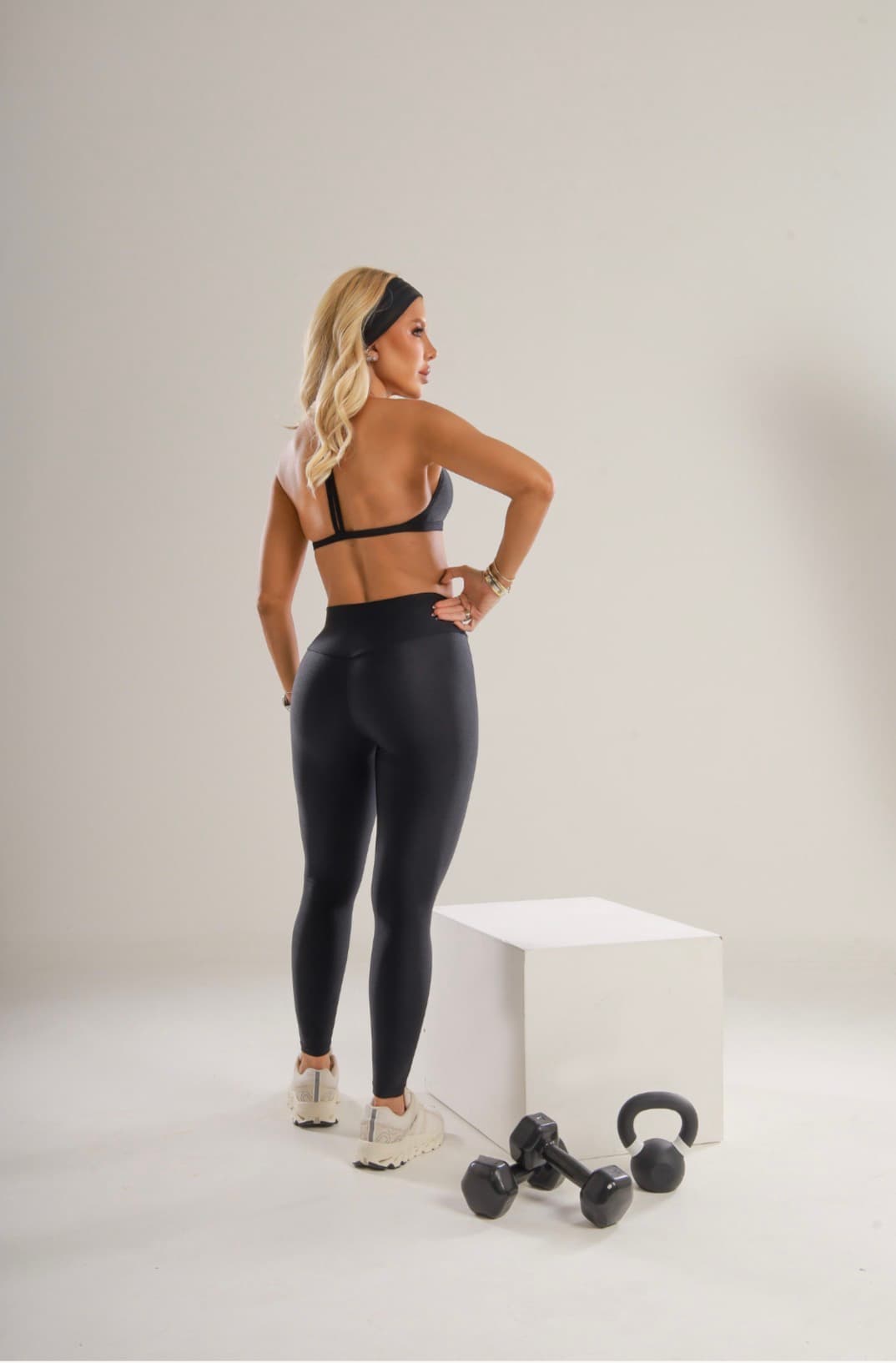 Foto do produto VYELLO